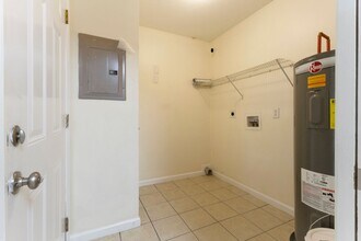 108 N Gray Ave in Panama City, FL - Building Photo - Building Photo