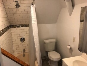 1741 N Farwell Ave in Milwaukee, WI - Building Photo - Building Photo