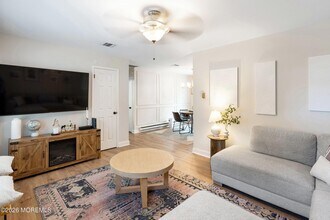 329 Briggs Ave in Forked River, NJ - Building Photo - Building Photo