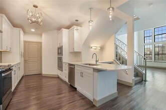 2610 Allen St in Dallas, TX - Building Photo - Building Photo
