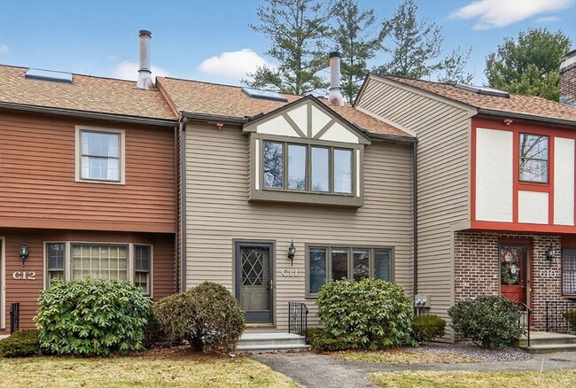 A 11 Scotty Hollow Dr in Chelmsford, MA - Building Photo - Building Photo