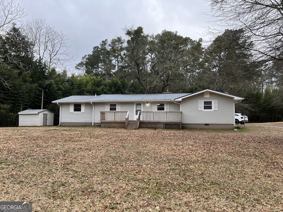 606 Dingler Rd in Moreland, GA - Building Photo