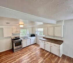 3712 Dale Ln in Moss Point, MS - Building Photo - Building Photo