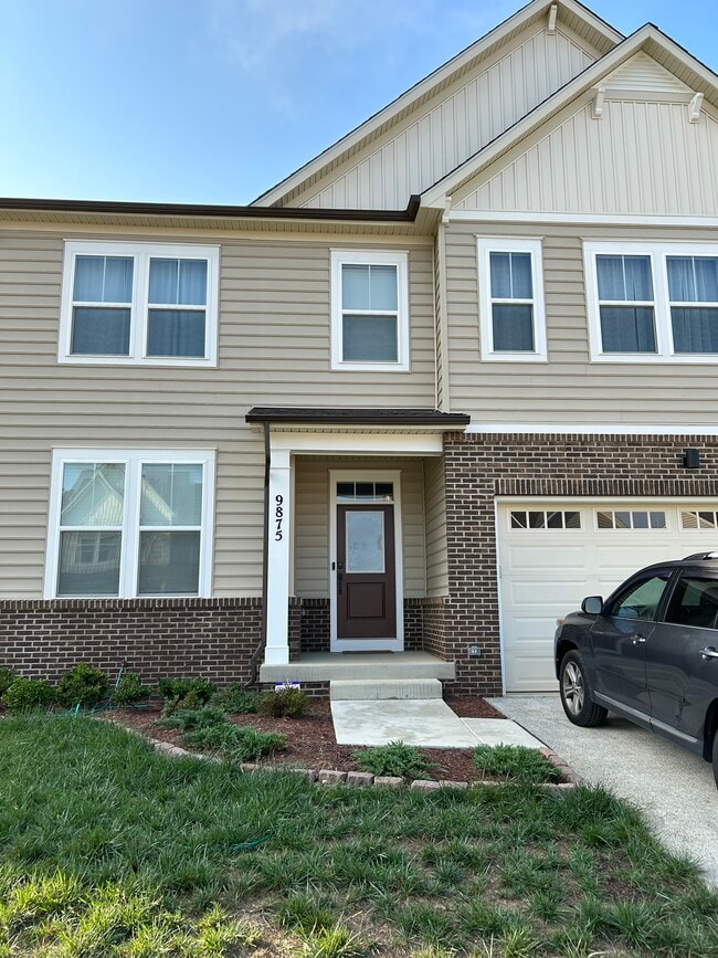 9875 Selkie Ln