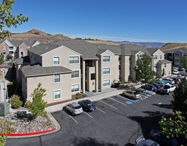 Vista Pointe Apartments in Reno, NV - Building Photo