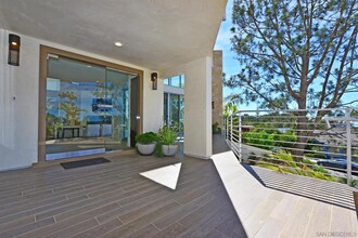 13721 Pine Needles Dr in Del Mar, CA - Building Photo - Building Photo