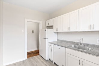 33 Franklin Pl in Rutherford, NJ - Building Photo - Building Photo