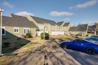 214 Raintree Dr in Nashville, TN - Building Photo - Building Photo