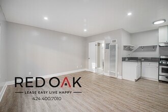 5632 Harold Way, Unit 4 in Los Angeles, CA - Building Photo - Building Photo