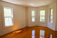 60 Cliff St, Unit B photo'