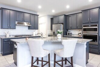 169 Waverly Ct in Bloomingdale, IL - Building Photo - Building Photo