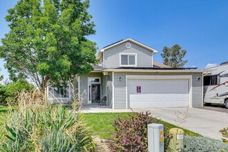 367 N Lake Ct in Fruita, CO - Building Photo - Building Photo