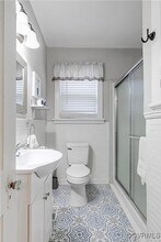 4302 W Franklin St in Richmond, VA - Building Photo - Building Photo