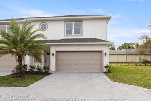 199 Dayton Blvd in Melbourne Village, FL - Building Photo