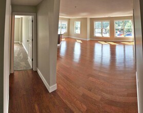 5170 Washington St, Unit 308 in Boston, MA - Building Photo - Building Photo