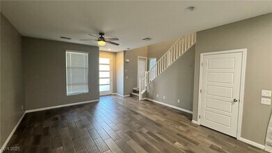 11728 Redwood Mountain Ave in Las Vegas, NV - Building Photo - Building Photo