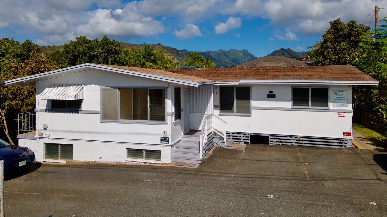 2128 Gertz Ln in Honolulu, HI - Building Photo