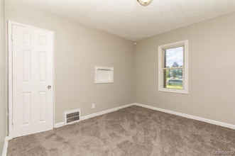 16011 Manning St in Detroit, MI - Building Photo - Building Photo