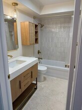 6828 N Northwest Hwy in Chicago, IL - Building Photo - Building Photo