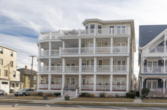 20 Main Ave in Ocean Grove, NJ - Building Photo - Building Photo