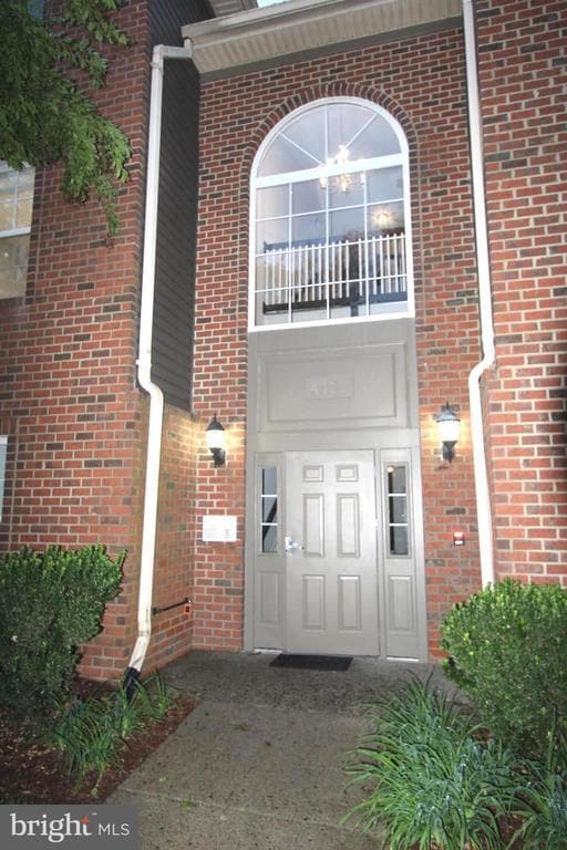 property at 4130 Monument Ct