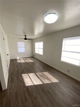 938 E Adams St-Unit -#2 in Brownsville, TX - Building Photo - Building Photo