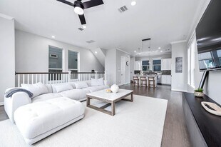 2022 Groveland Glen Dr in Houston, TX - Building Photo