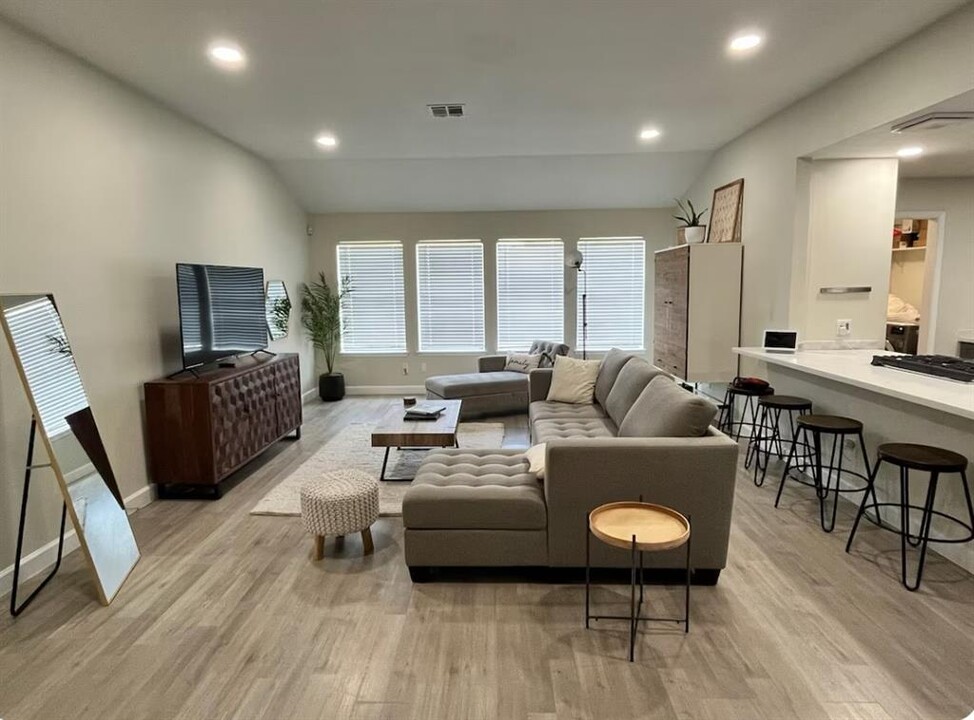 3519 Nathaniel Brown St in Houston, TX - Building Photo