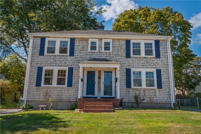 349 Boulevard in Middletown, RI - Building Photo - Building Photo