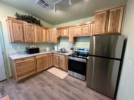 400 Main St, Unit A in Dayton, NV - Building Photo