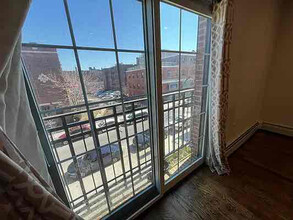 452 E 29th St-Unit -3 in Brooklyn, NY - Foto de edificio - Building Photo