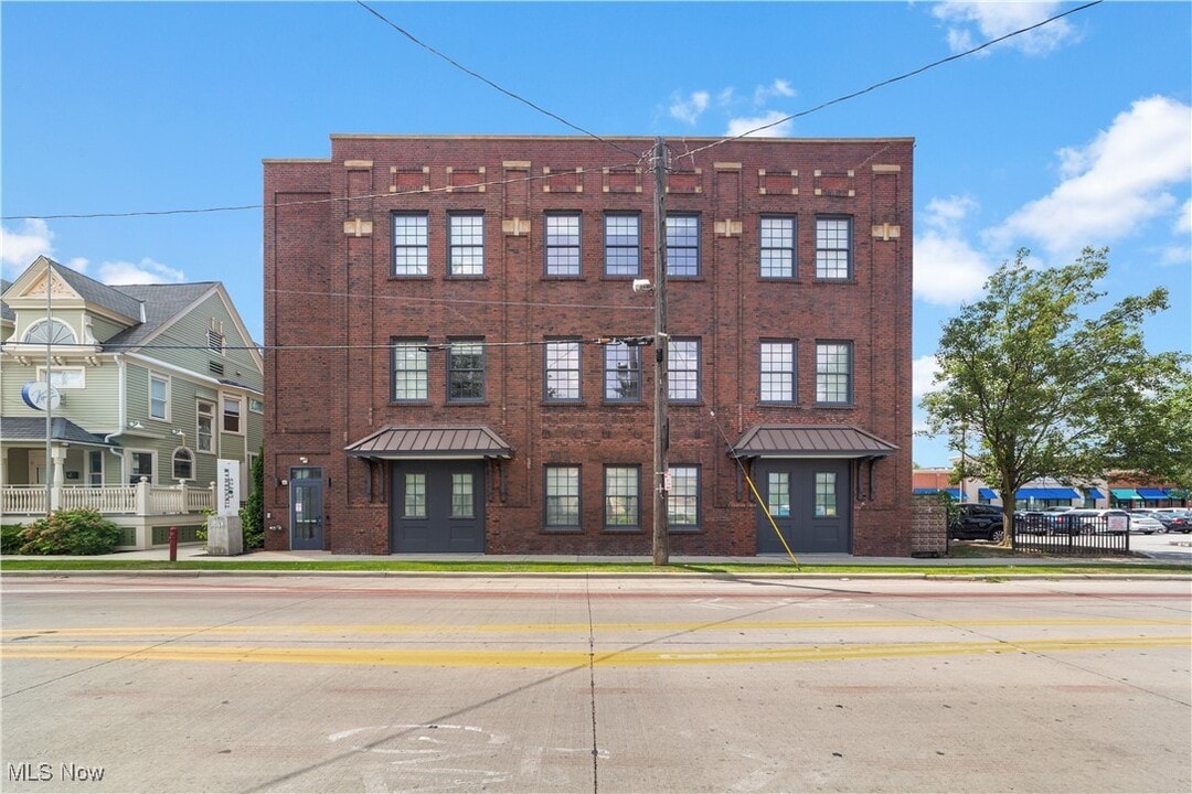 2048 Fulton Rd in Cleveland, OH - Building Photo