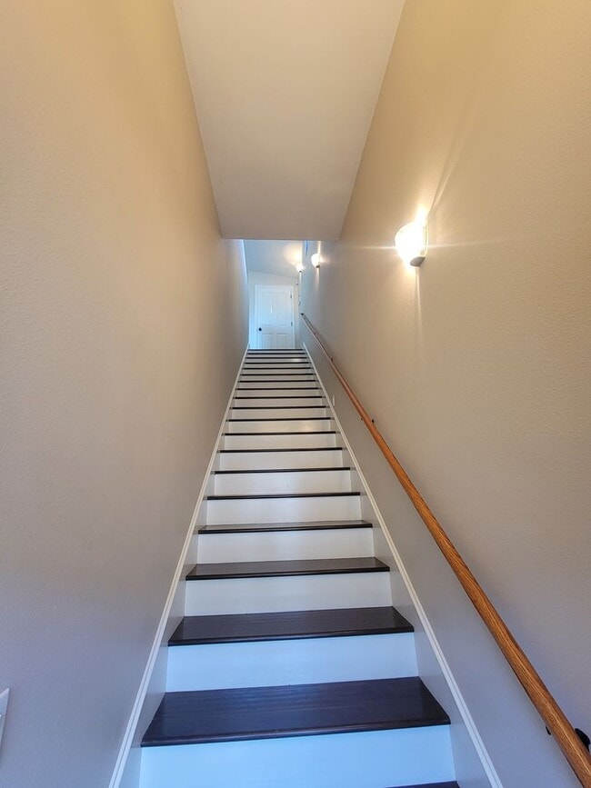 3240-3242 Cerritos Ave in Signal Hill, CA - Building Photo - Building Photo