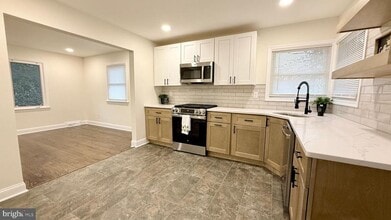 115 Gloucester Ave in Magnolia, NJ - Building Photo - Building Photo