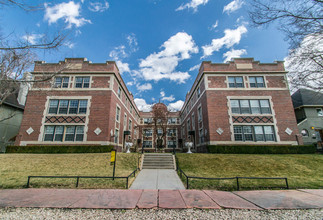 Kenilworth Court in Denver, CO - Building Photo - Building Photo