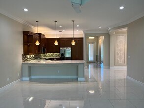 8375 Cloud Peak Dr in Boynton Beach, FL - Foto de edificio - Building Photo