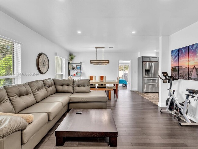 1459 Rodman St in Hollywood, FL - Building Photo - Building Photo