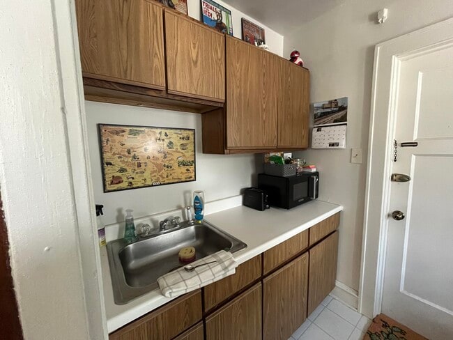 4625 S Lake Dr in Cudahy, WI - Building Photo - Building Photo