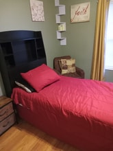 180 Pebble Brooke Ct in Covington, GA - Building Photo - Building Photo