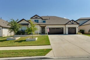 113 Sanco Dr in Liberty Hill, TX - Building Photo