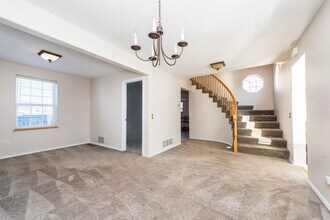 1229 W 6th Ave in Anchorage, AK - Building Photo - Building Photo