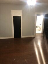 450 Bryan Ave in Fort Worth, TX - Building Photo - Building Photo