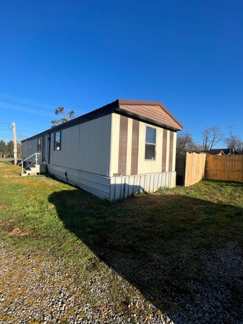 7028 OH-241 in Millersburg, OH - Building Photo