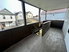 1613 4th Ave in New Kensington, PA - Building Photo - Building Photo