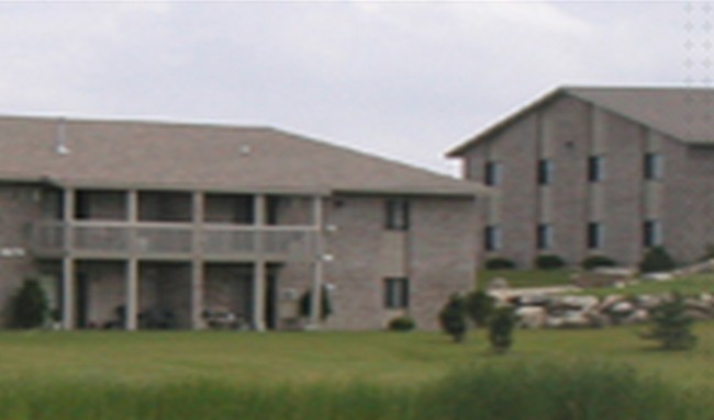 South Point Apartments in Baraboo, WI - Building Photo - Primary Photo