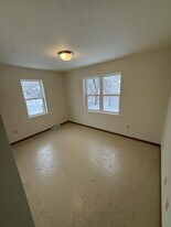 722 Crooks St in Green Bay, WI - Building Photo