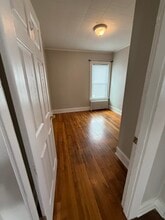 158 Forest St, Unit 2 in Fall River, MA - Building Photo - Building Photo