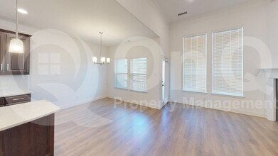2232 Southwick Dr in Lewisville, TX - Foto de edificio - Building Photo