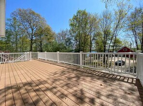 136 Mt Hunger Shore Rd in Windham, ME - Building Photo - Building Photo