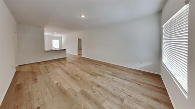 16205 Lovers Ln in Piedmont, OK - Building Photo - Building Photo